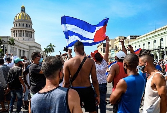 U.S. Barbershops could refuse service to blacks until 1964. Library of Congress.