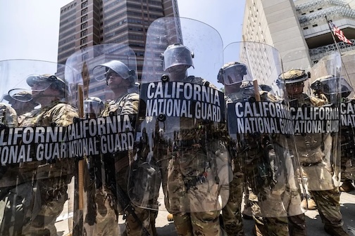 National Guard outside U.S. county courthouse, 2025